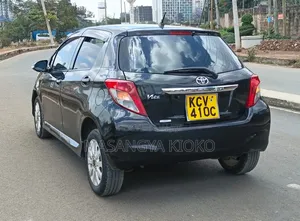 Toyota Vitz 2012 Black