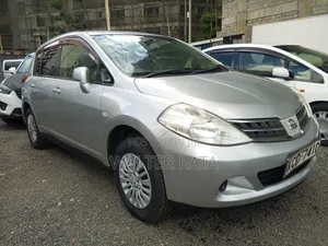Nissan Tiida 2007 Silver