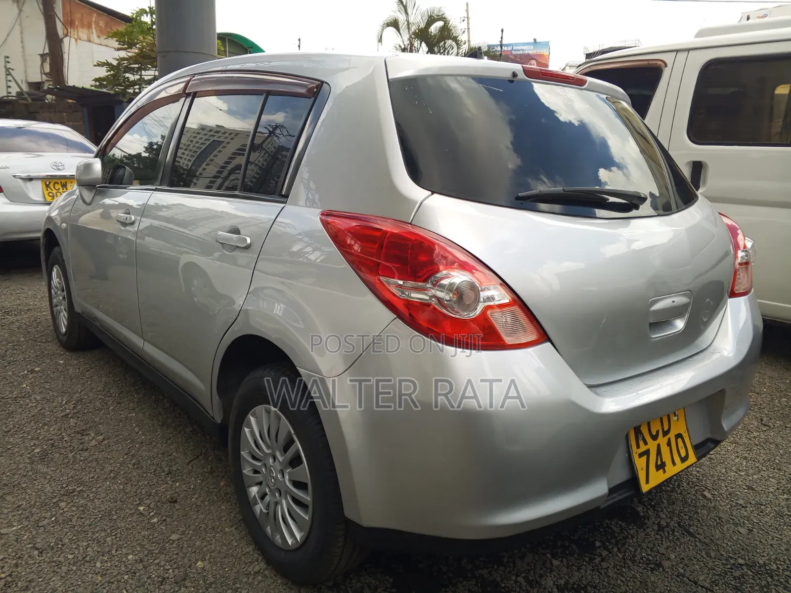 Nissan Tiida 2007 Silver