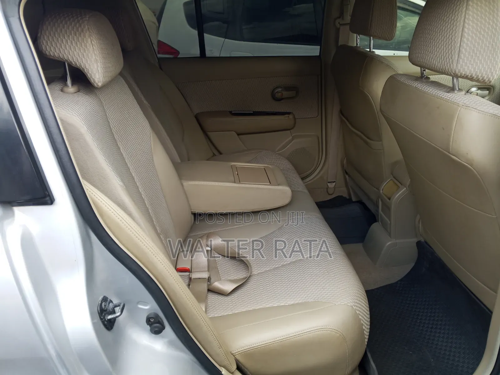 Nissan Tiida 2007 Silver