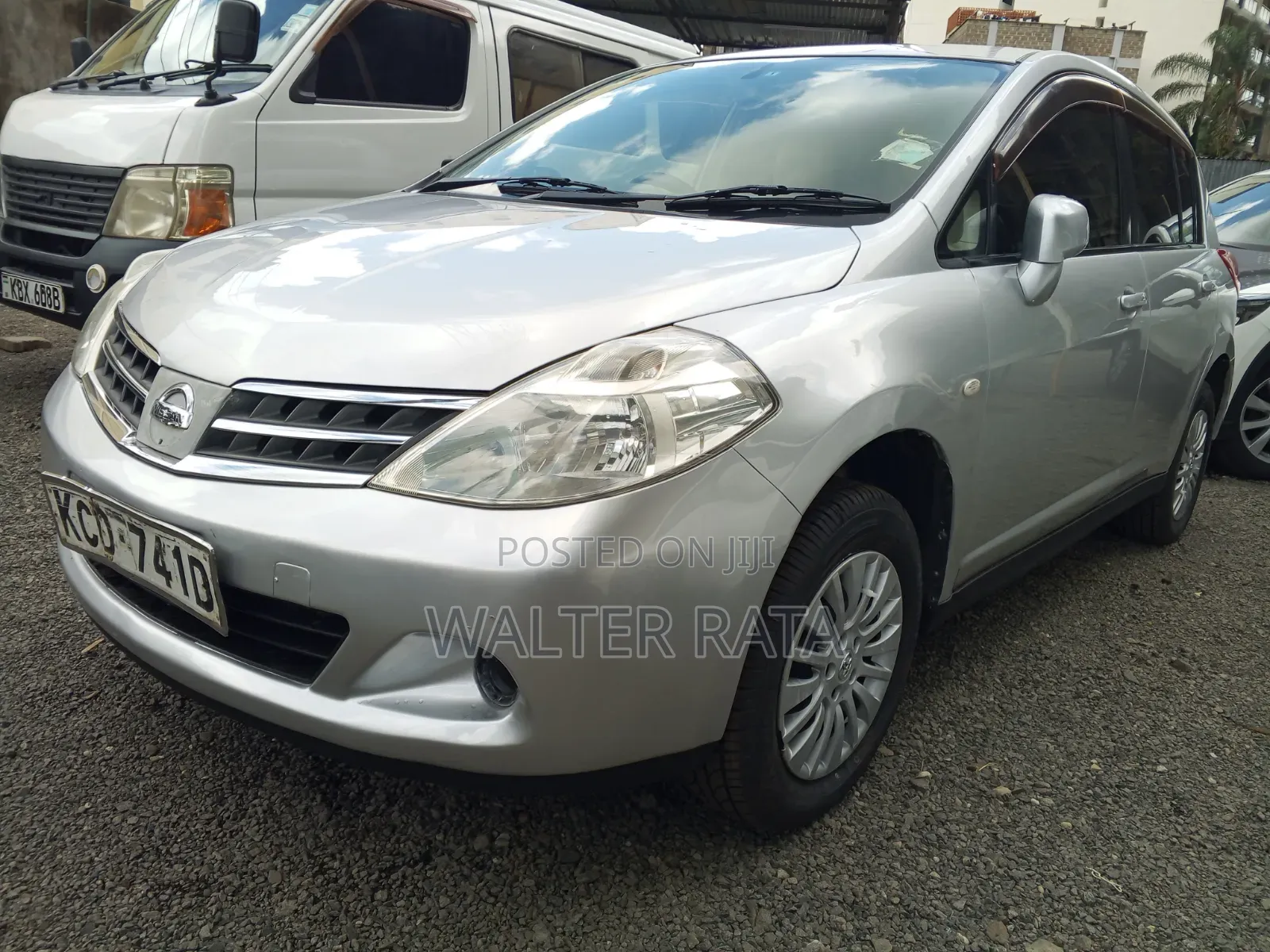 Nissan Tiida 2007 Silver
