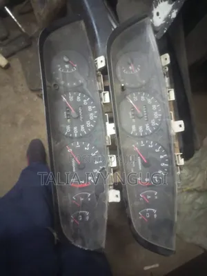 Toyota Vista Clock