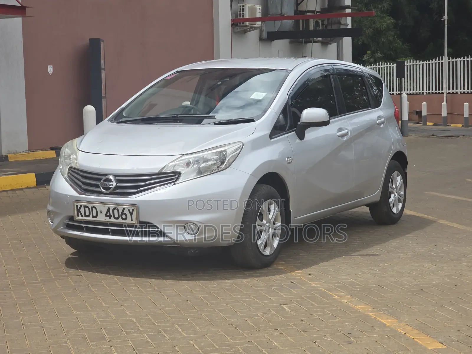 Nissan Note 2015 Silver