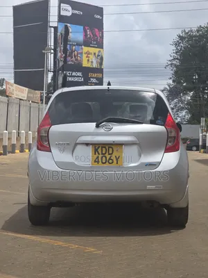 Nissan Note 2015 Silver