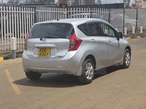 Nissan Note 2015 Silver