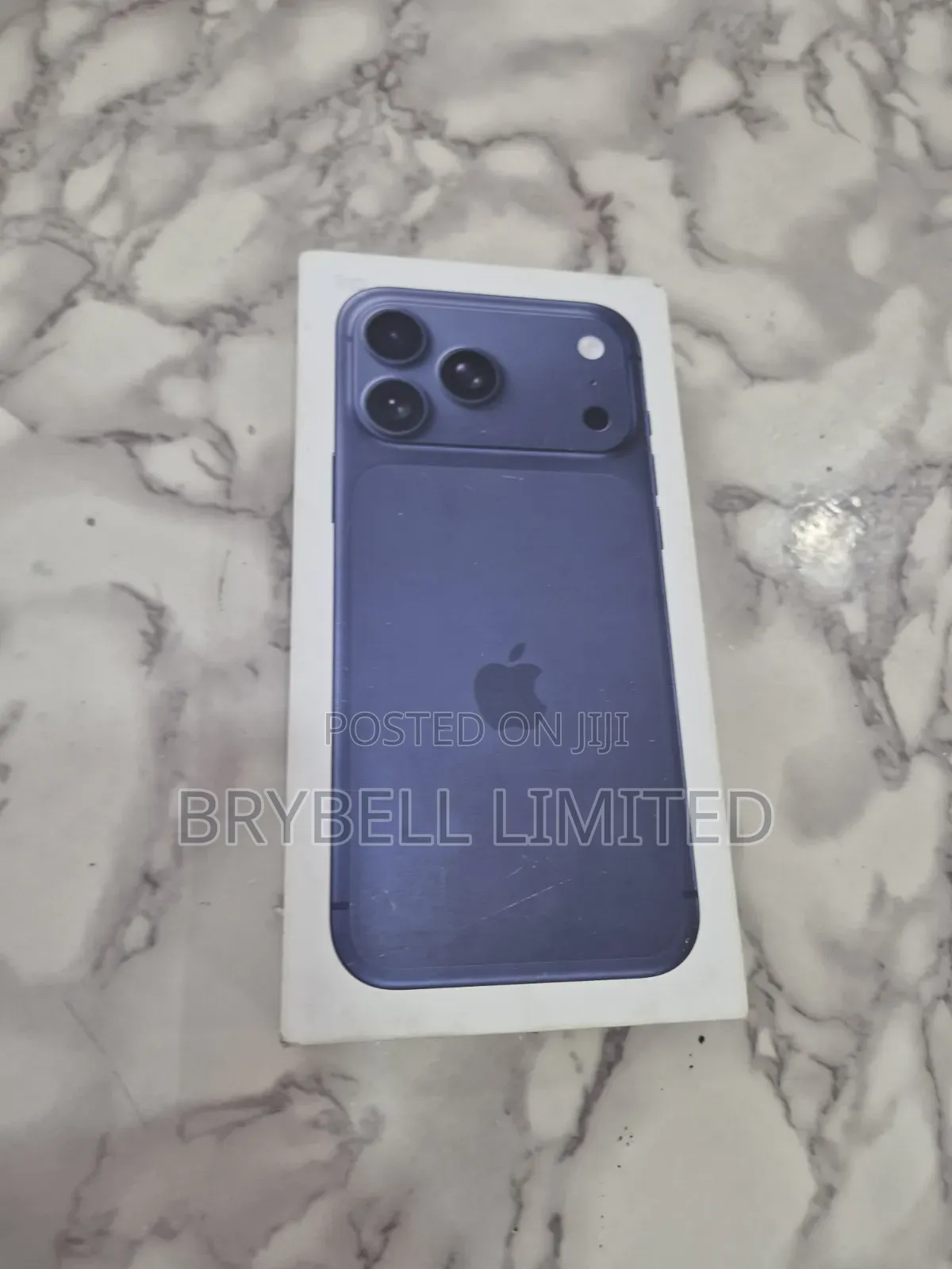 New Apple iPhone 17 Pro Max 256 GB Blue