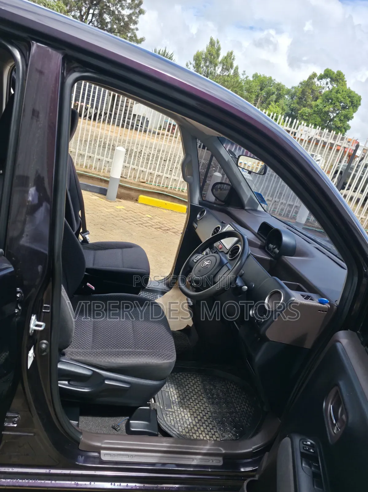 Toyota Spade 2014