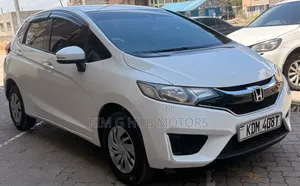 Honda Fit 2016 Pearl