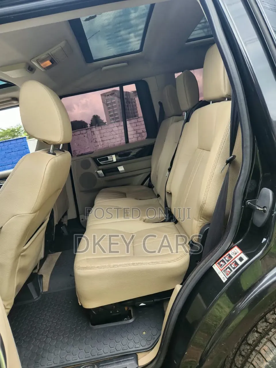 Land Rover Discovery 2010 Black