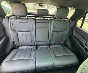 Rover 100 2023 White