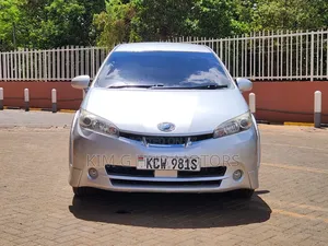 Toyota Wish 2012 Silver