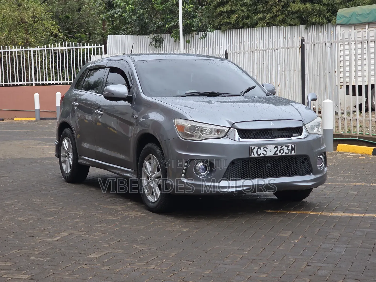 Mitsubishi RVR 2.0 2012