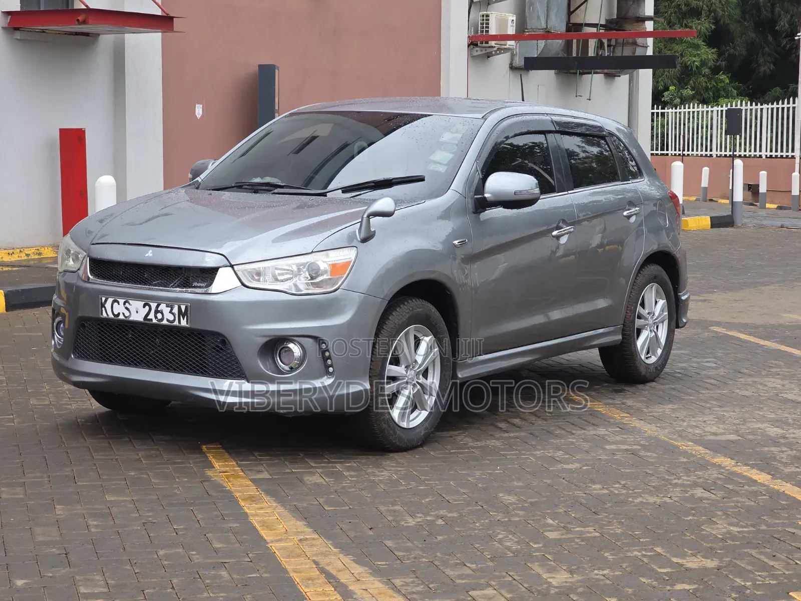 Mitsubishi RVR 2.0 2012