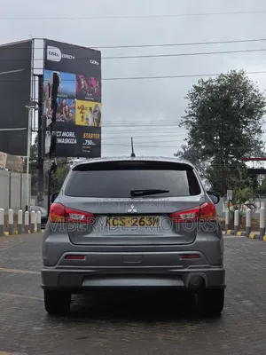 Mitsubishi RVR 2.0 2012
