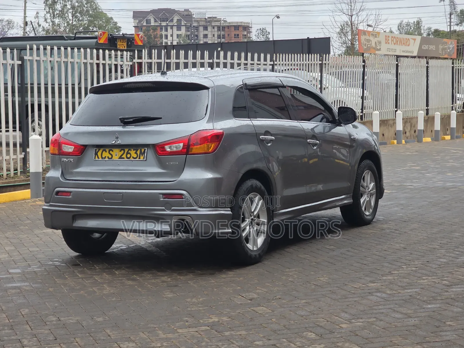 Mitsubishi RVR 2.0 2012