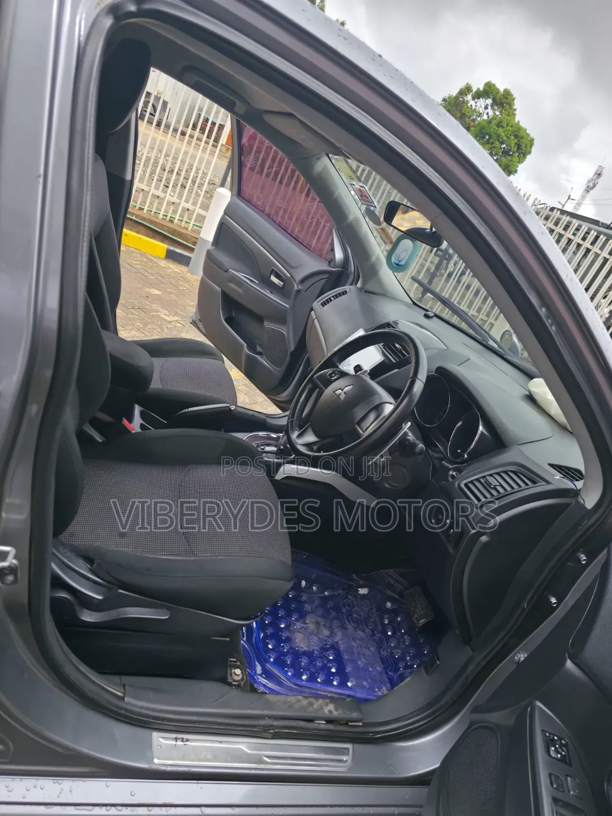 Mitsubishi RVR 2.0 2012