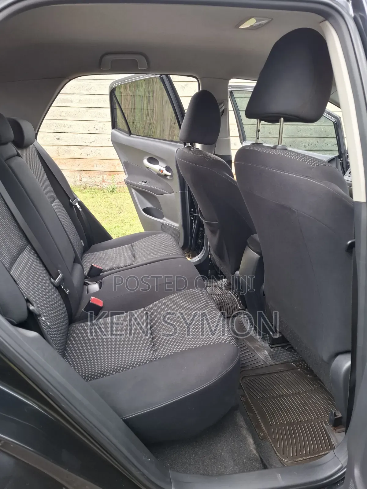 Toyota Auris 2012 Black