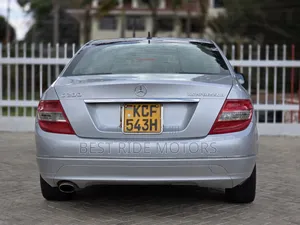 Mercedes-Benz C200 2011 Silver