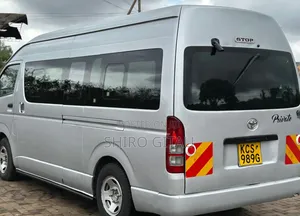 Toyota HiAce 2011 Silver