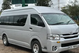 Toyota HiAce 2011 Silver