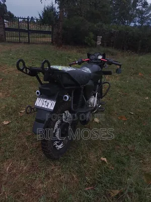 TVS HLX Plus ES 2021 Red