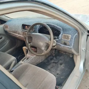 Toyota Sprinter 2000 Silver
