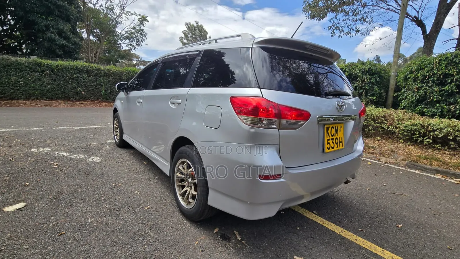 Toyota Wish 2011 Silver