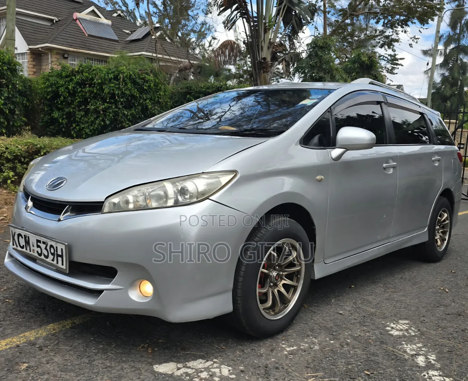 Toyota Wish 2011 Silver