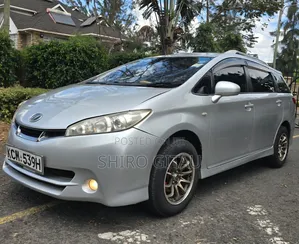 Toyota Wish 2011 Silver