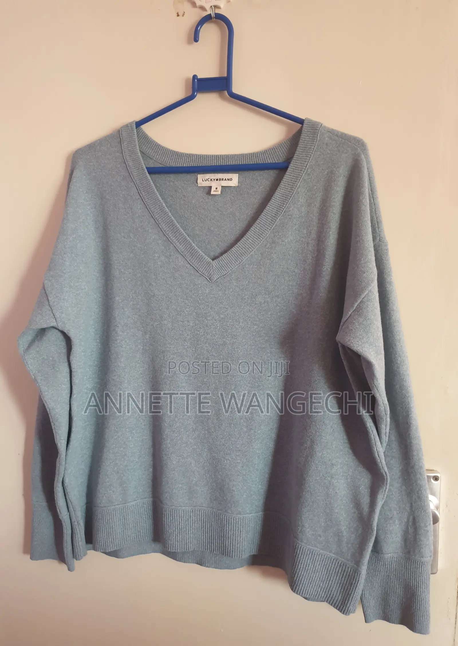 Light Blue v-Neck Knit Sweater