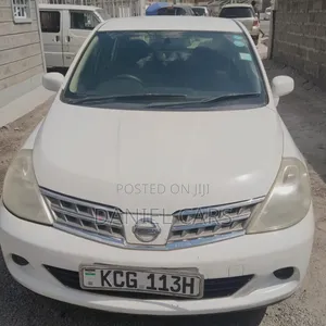 Nissan Tiida 2009 White