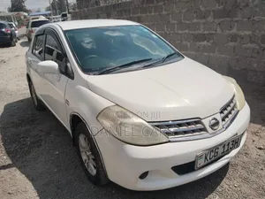 Nissan Tiida 2009 White