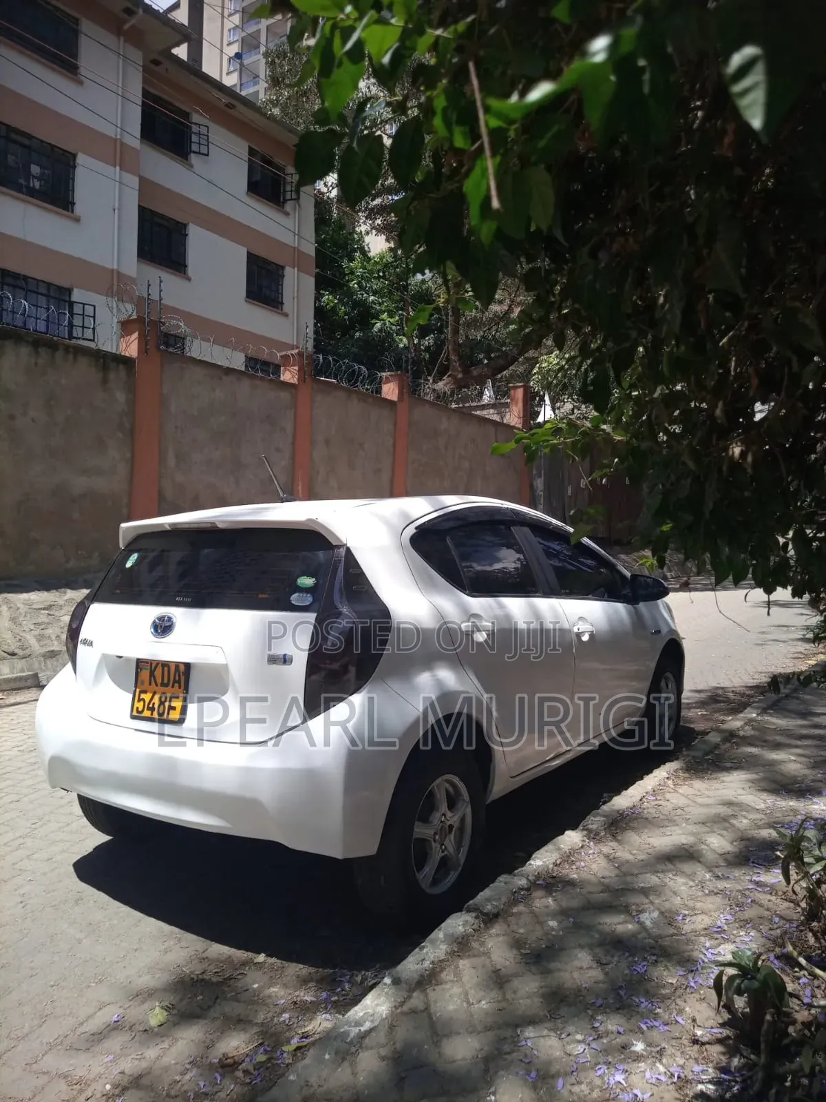 Toyota Aqua 2013 White