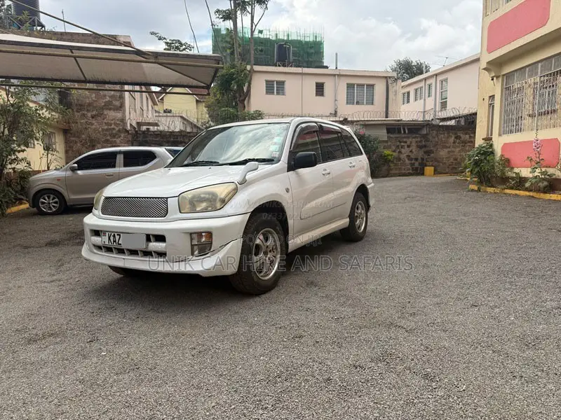 Toyota RAV4 Automatic 2000 Pearl