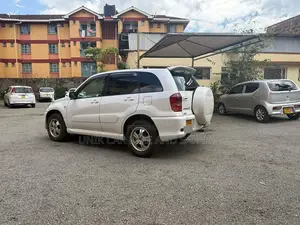 Toyota RAV4 Automatic 2000 Pearl