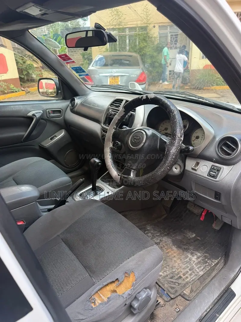 Toyota RAV4 Automatic 2000 Pearl