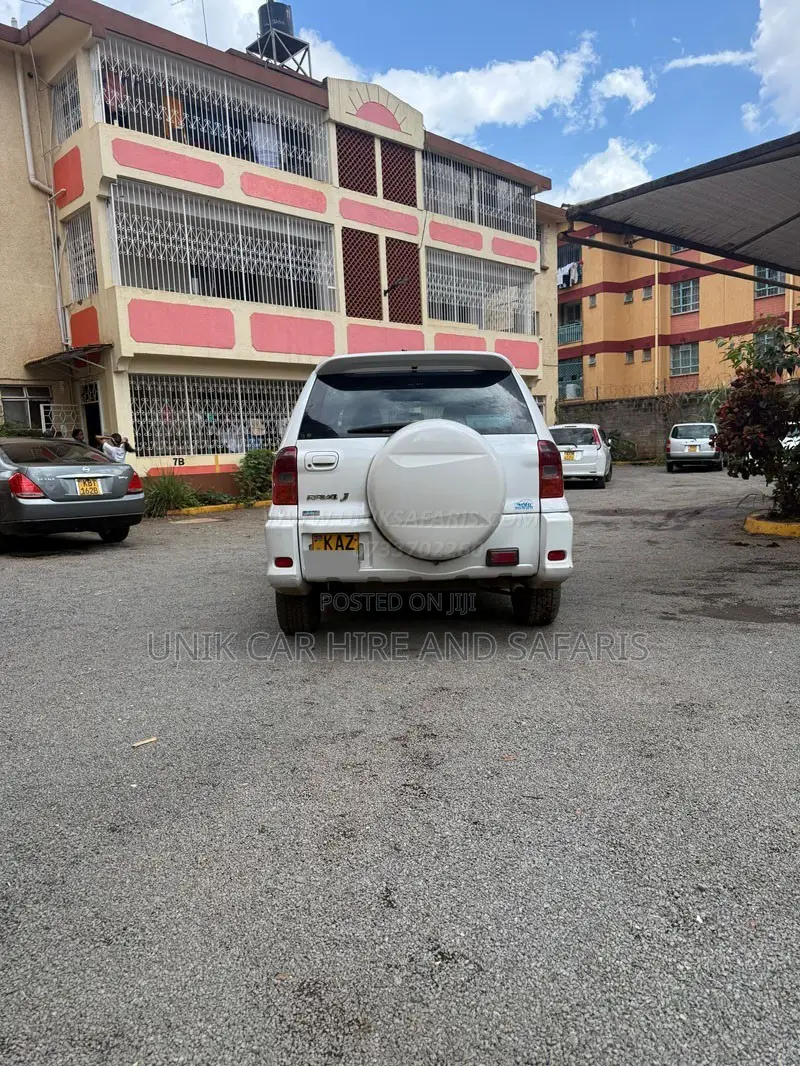 Toyota RAV4 Automatic 2000 Pearl