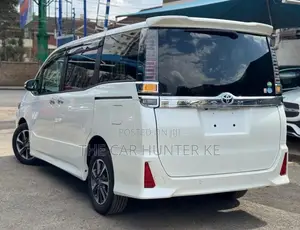Toyota Voxy 2019 White