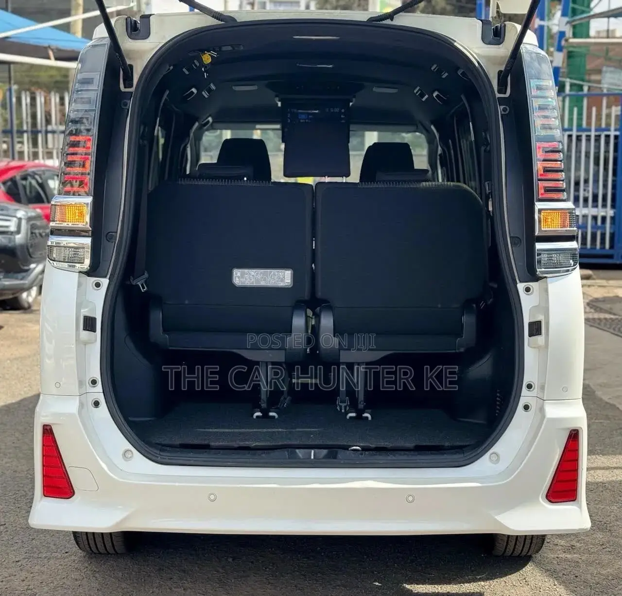 Toyota Voxy 2019 White