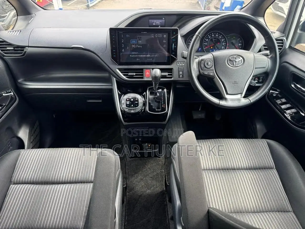 Toyota Voxy 2019 White