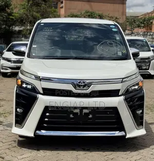 Toyota Voxy ZS Kirameki II 4WD 7-Seater 2019 Pearl