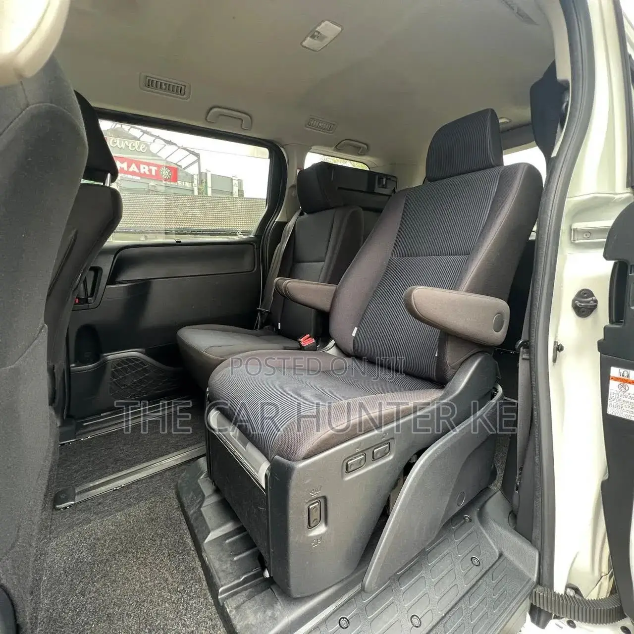 Toyota Noah 2020 White