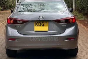 Mazda Axela SV Premium 2014 Silver