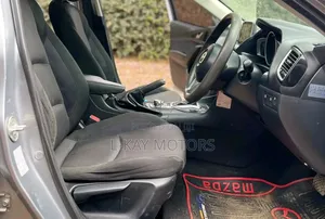 Mazda Axela SV Premium 2014 Silver