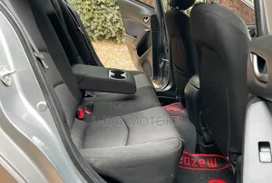 Mazda Axela SV Premium 2014 Silver