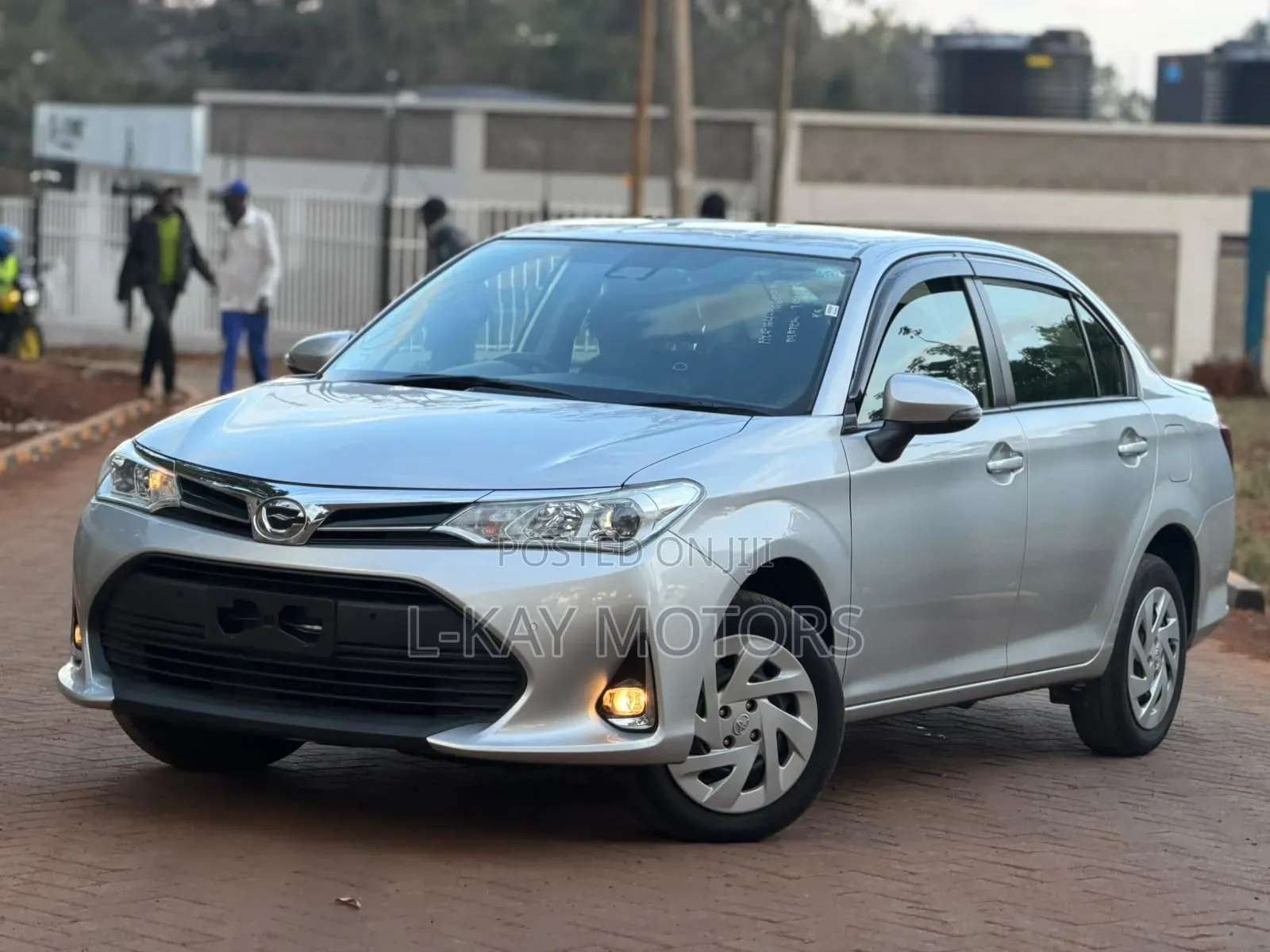 Toyota Axio 2019 Silver