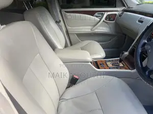 Mercedes-Benz E200 2000 Blue