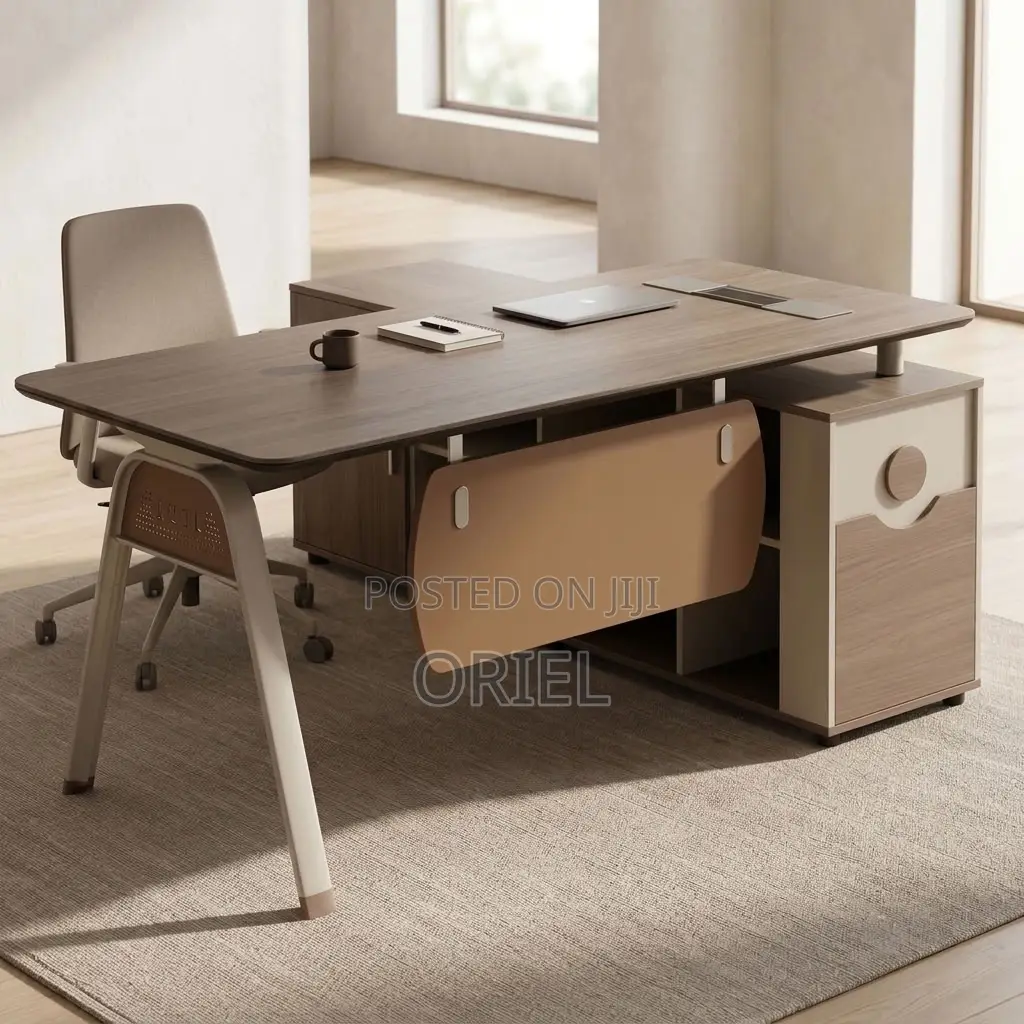 Modern Advanced Office Desk – Professional Workstation for Business