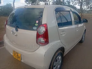 Toyota Passo 2014 Beige
