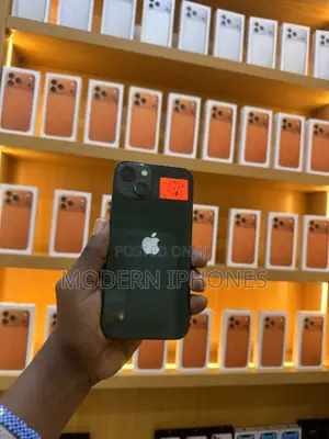 Apple iPhone 13 128 GB Green